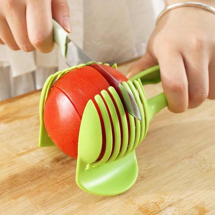 Fruit and vegetable slicer