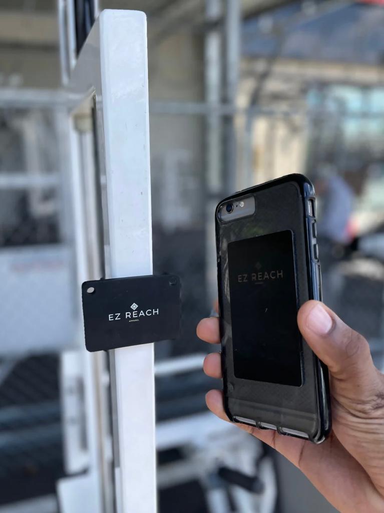 EZ Reach - Wearable Magnetic Phone Holder