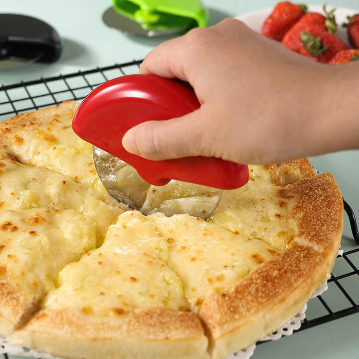 wheel pizza cutter - Makfoul